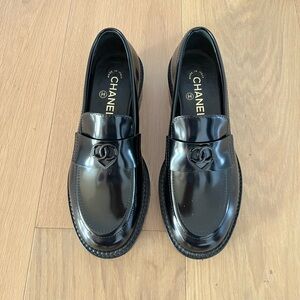 Authentic CHANEL Black Loafers 37.5, 7.5